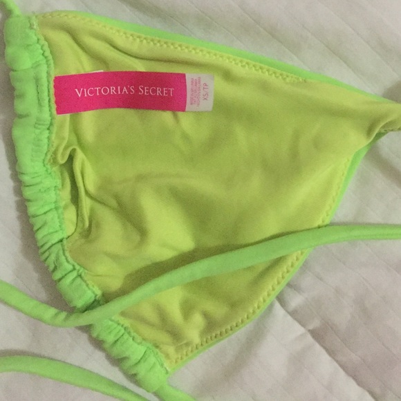 โ๏ธSOLDโ๏ธ ๐ Victoria's Secret never been used โจ๐ - Picture 3 of 3