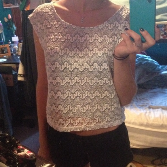 Silver Crop Top - Picture 3 of 4