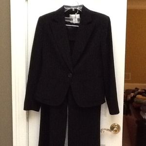 Jones New Pants Suit