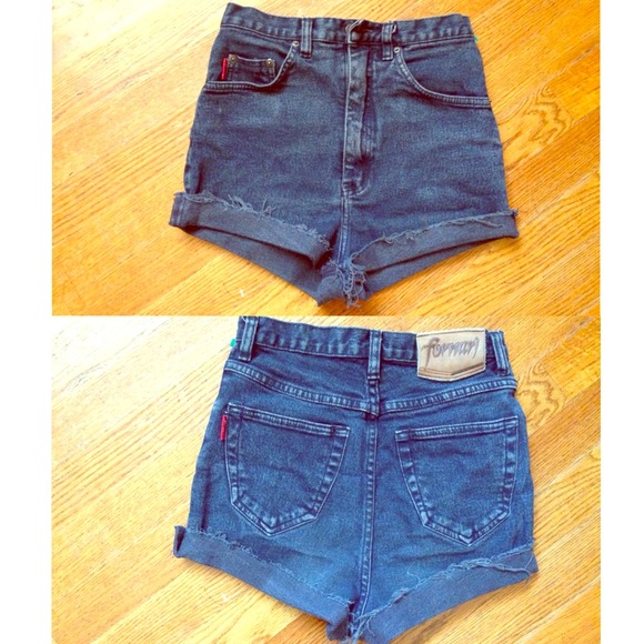 SOLD❗️High waisted shorts - Picture 1 of 1