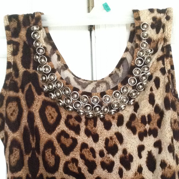 Leopard top - Picture 2 of 2