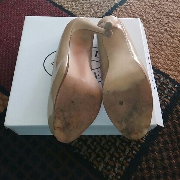 SOLD - Picture 4 of 4