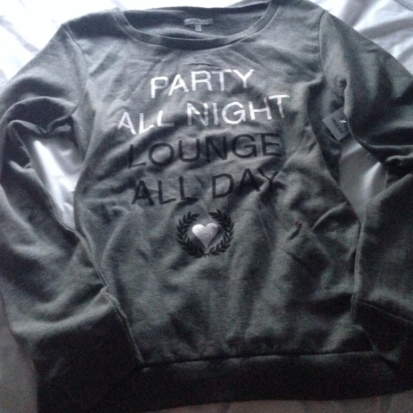 NEVER BEEN WORN Gray Charlotte Russe crew neck