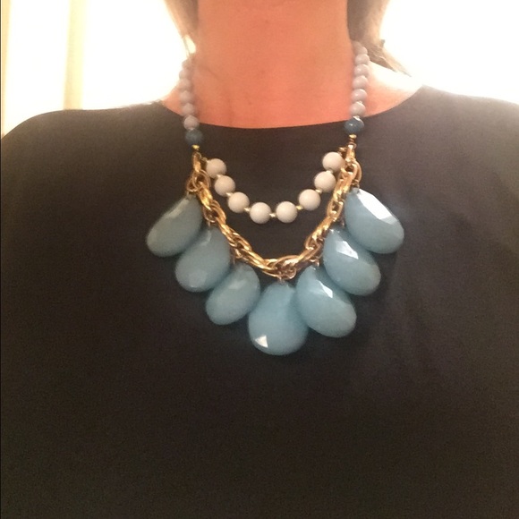 Turquoise Beaded Necklace - Picture 4 of 4