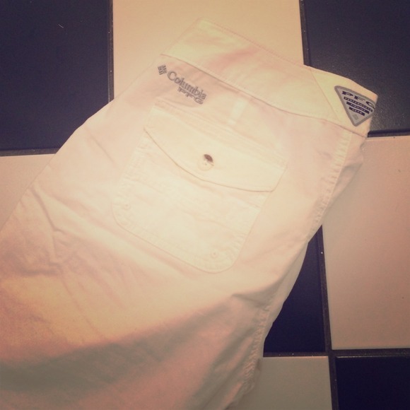 🚫RESERVED🚫Columbia PGF white women short.