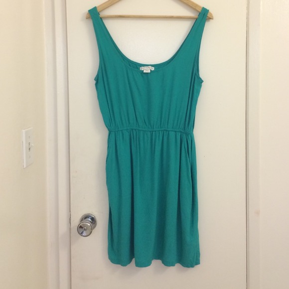 Teal cotton dress with pockets.