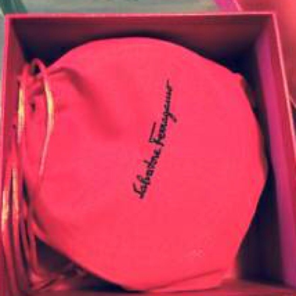 Ferragamo Belt - Sz : 34 color white