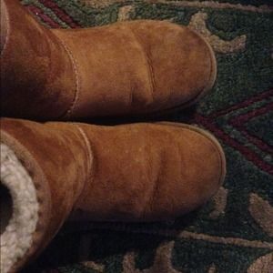❤️Selling good condition short ugg boots ❤️