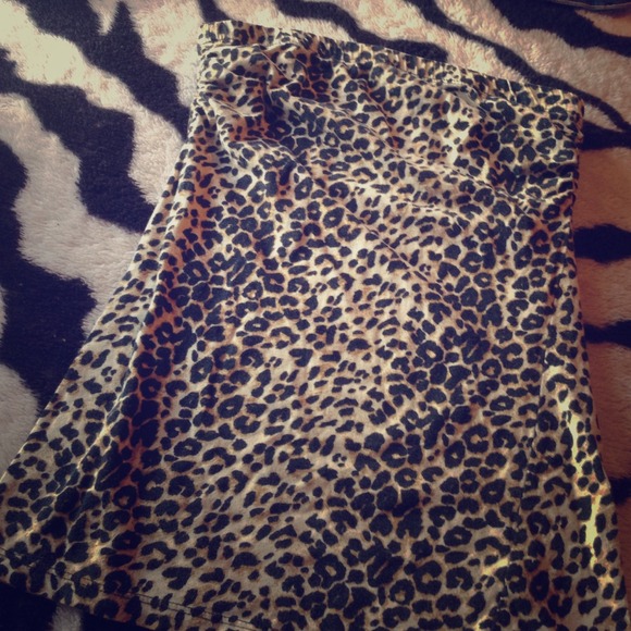 Strapless cheetah shirt