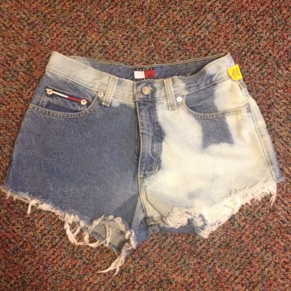 high waisted Tommy Hilfigure cutoffs