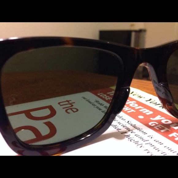 Ray Bans - Picture 3 of 3