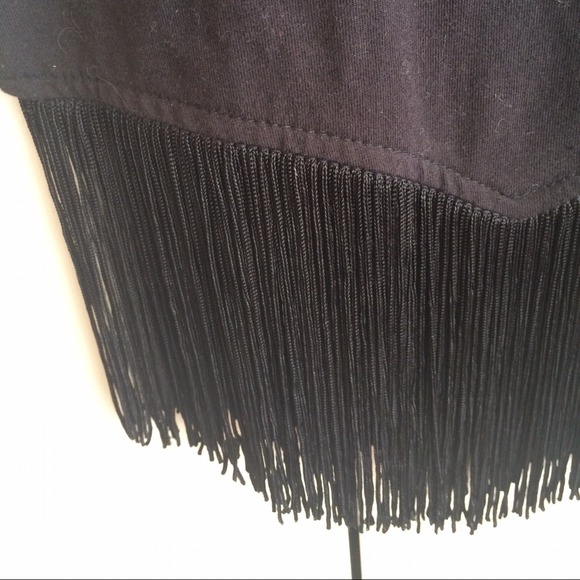 Emma & Sam fringe crop tank - Picture 2 of 2