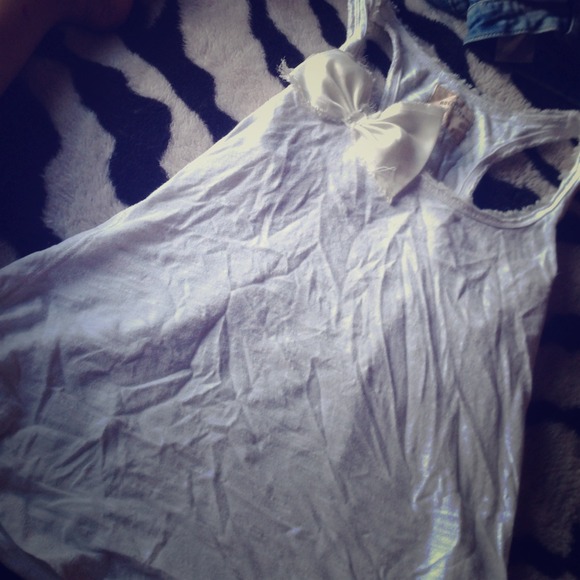 Bow tank top
