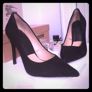 Zara court shoe
