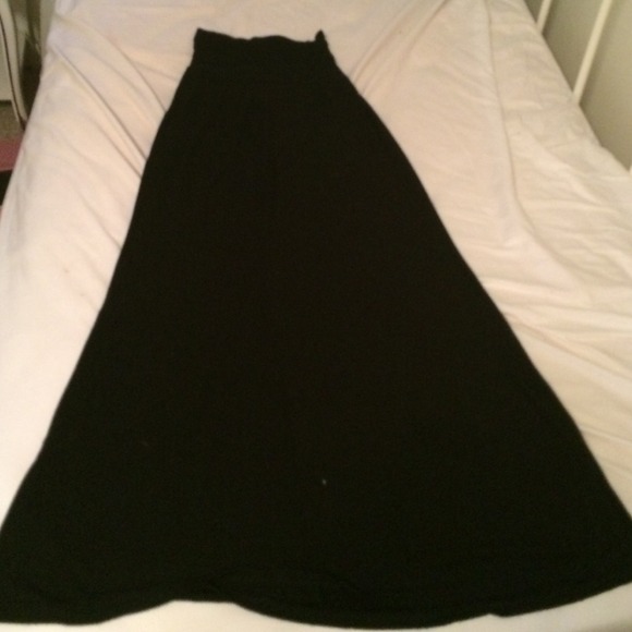 Black maxi skirt