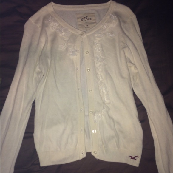 Ivory Hollister Sweater