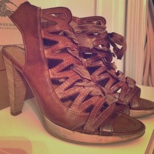 Sandals Aldo in size 6