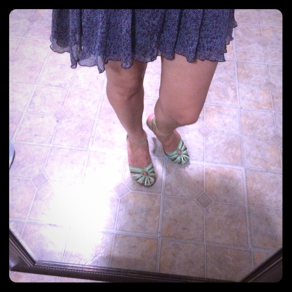 Platform sandals