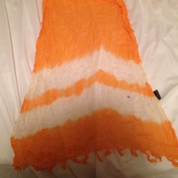 Orange/white light scarf - Picture 2 of 3