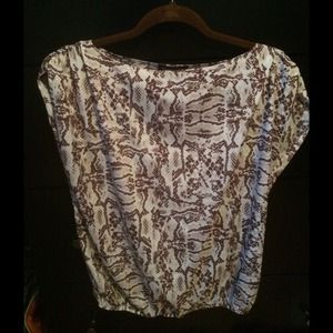 🚫SOLD🚫Snakeskin print blouse