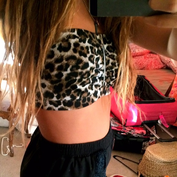 Leopard zip up drop top - Picture 2 of 2