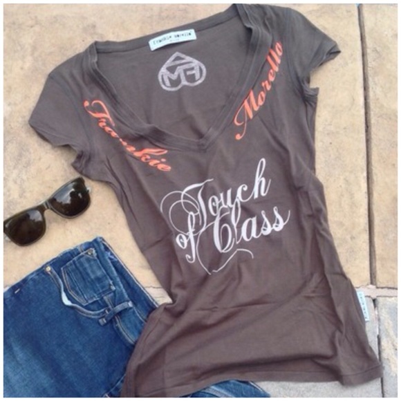 Frankie Morello khaki V-neck - Picture 3 of 5