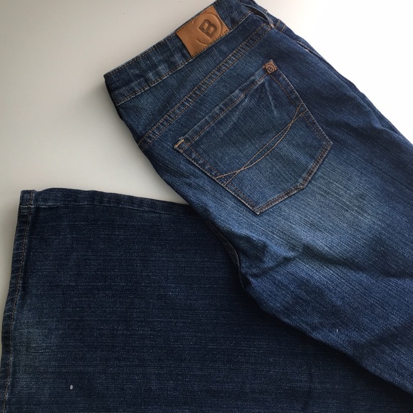 Bullhead Flare Jeans
