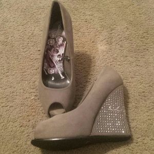 Rhinestone wedges