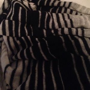 Black/Gray striped scarf