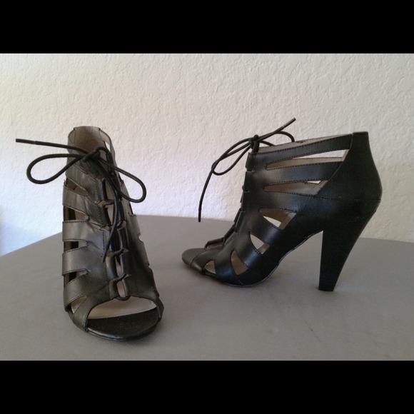 Sexy lace up shoes NWOT