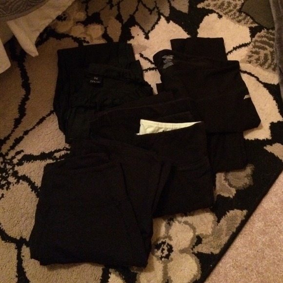 Lot of Leggings & Yoga pants!