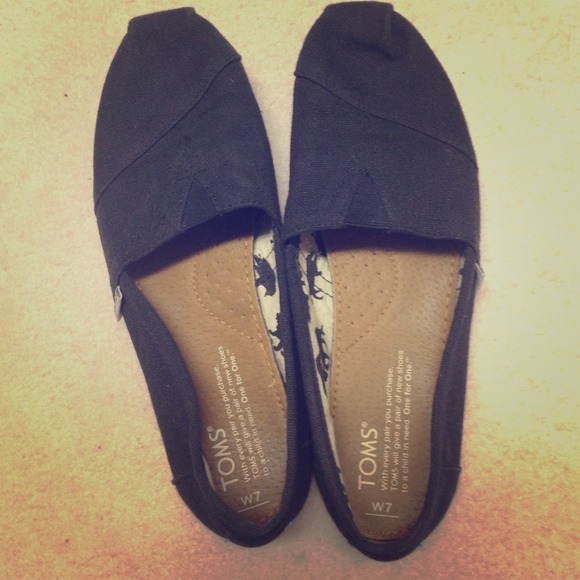 🔅 Black Toms 🔅