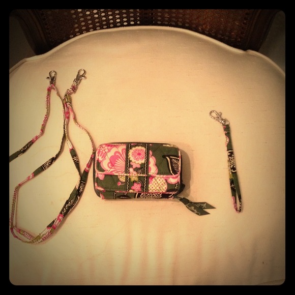 All in one cross body Vera Bradley Wristlet