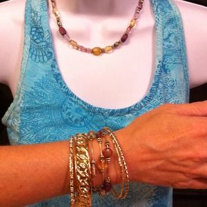 Necklace and bracelet bundle!