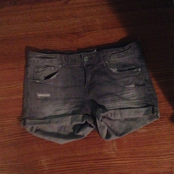 Grey distressed high waisted shorts - Picture 1 of 1