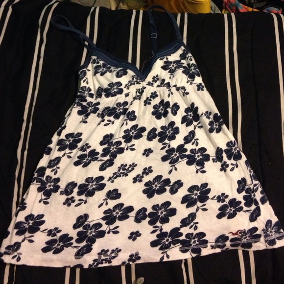 HOLLISTER 3 TOP BUNDLE