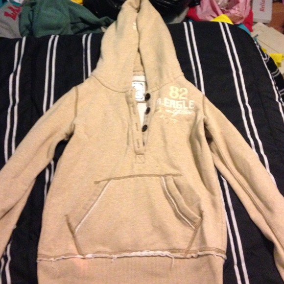 American Eagle sweatshirt