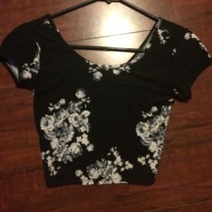 NWOT Dark flower crop top