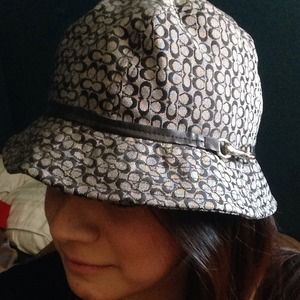 Small/Petite black and grey COACH hat