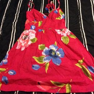 Flower hollister dress