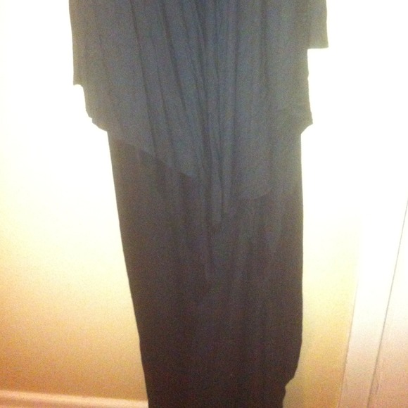 Black halter shirt - Picture 2 of 2