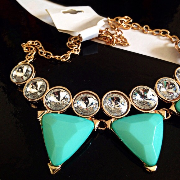 ❗️🚫SOLD❗️Timeless Mint Polished Necklace - Picture 2 of 3