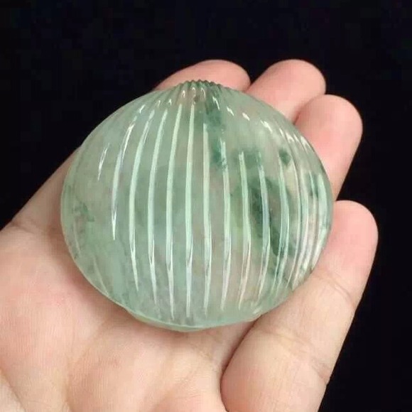 ✨Beautiful Jade Pendant✨ - Picture 3 of 4