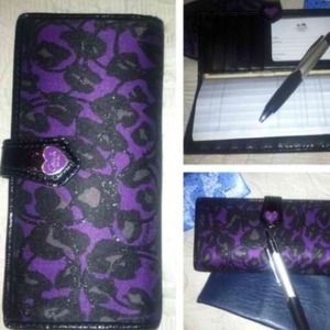 🆕 Purple Coach wallet 💟