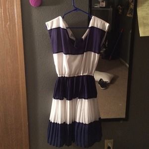 ✨REDUCED✨TOMMY GIRL STRIPE DRESS