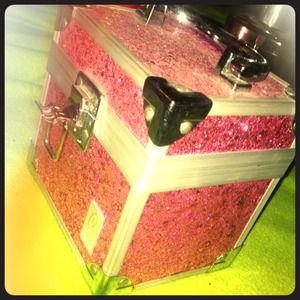 Caboodle Pink Glitter jewelry box