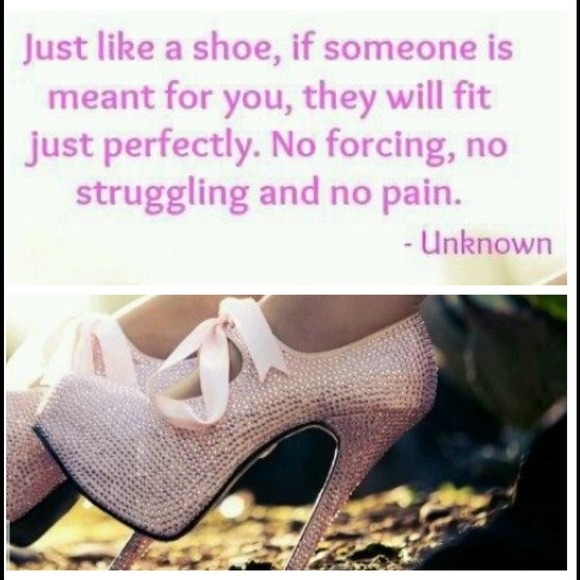 If the Shoe Fits Get It 👠! - Picture 3 of 4