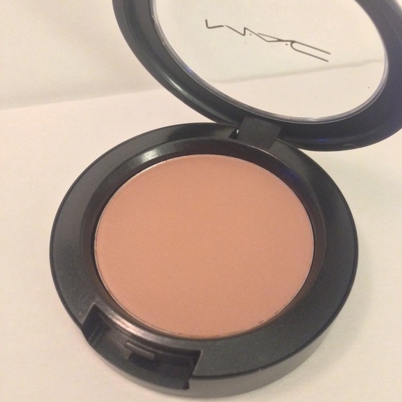 MAC Cosmetics Accessories - Baby Don't Go - MAC Blush