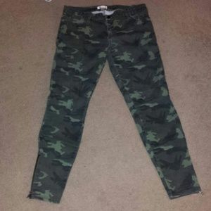 Camo Jeans