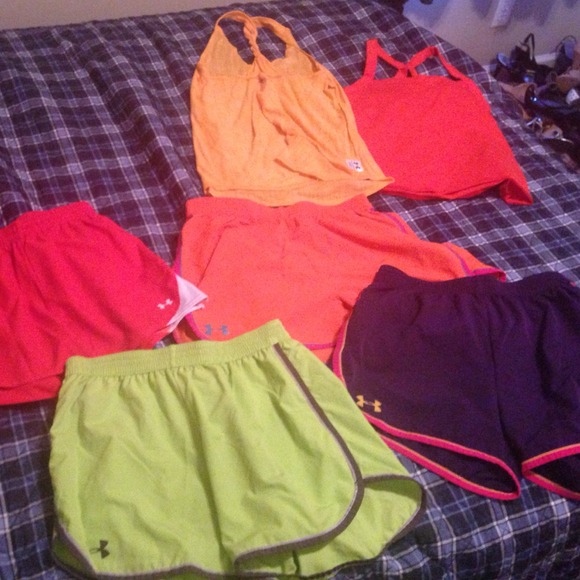 Under Armour Outerwear - Lot of 4 Under Armour workout shorts-BONUS GIfT